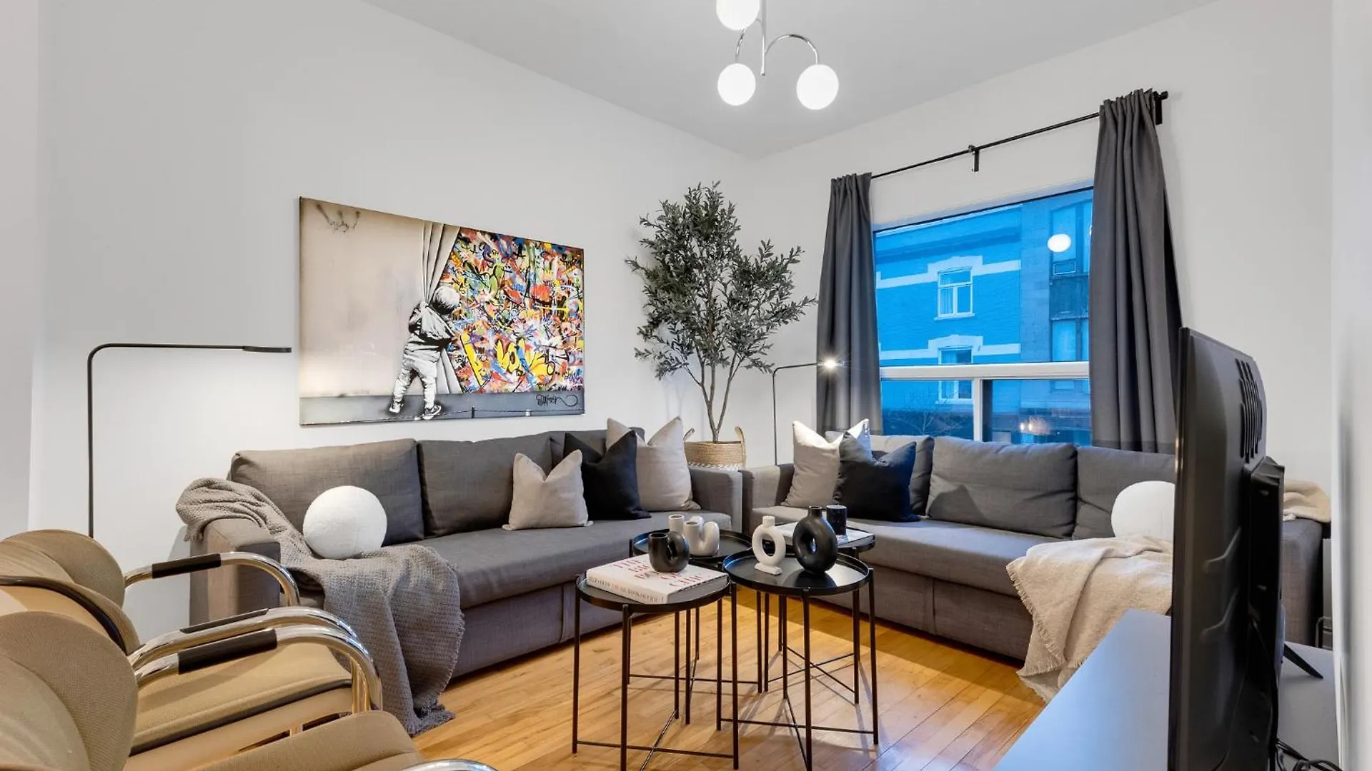 Liv Mtl Avenue Aparthotel Montreal