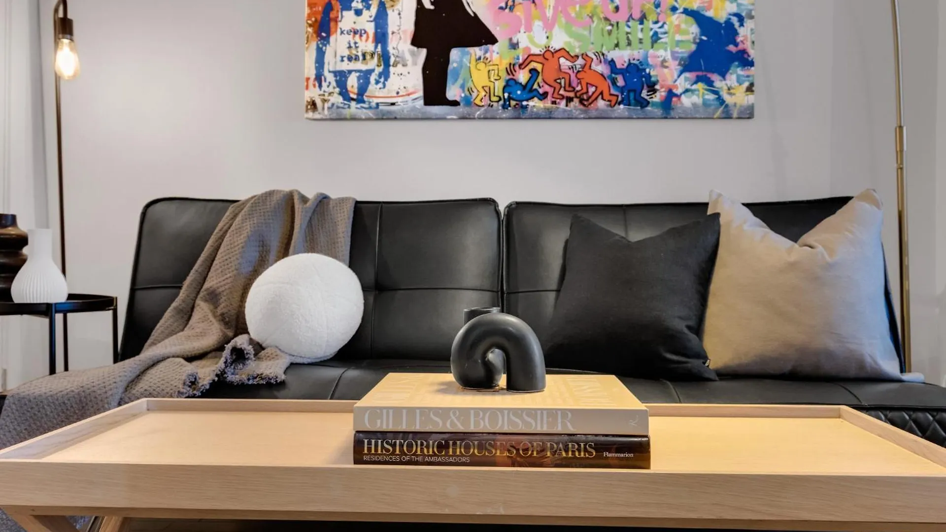 Liv Mtl Avenue Aparthotel Montreal
